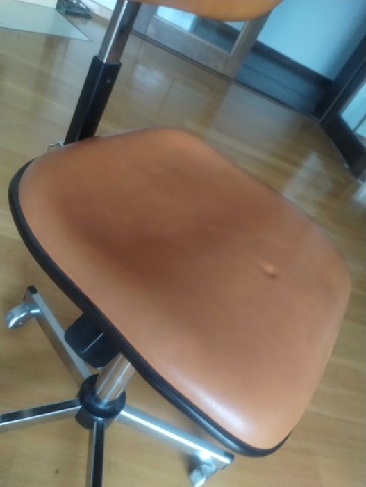 Stary fotel Sedus model 6581.