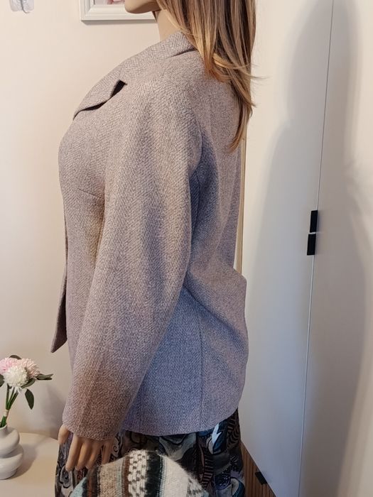 Wełniana ciepła marynarka damska wełna dziewicza schurwolle rozmiar 44