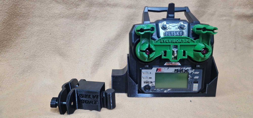 kieszeń na aparaturę flysky