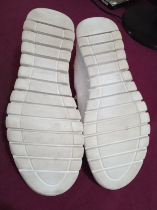 Кроссовки белые 40-41р  Waldlaufer Германия