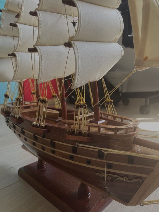 Maquete Barco de madeira