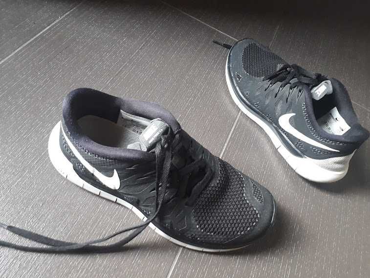 buty dziecięce nike flex roz. 37 / 37,5 lekkie mega wygodne stan BDB
