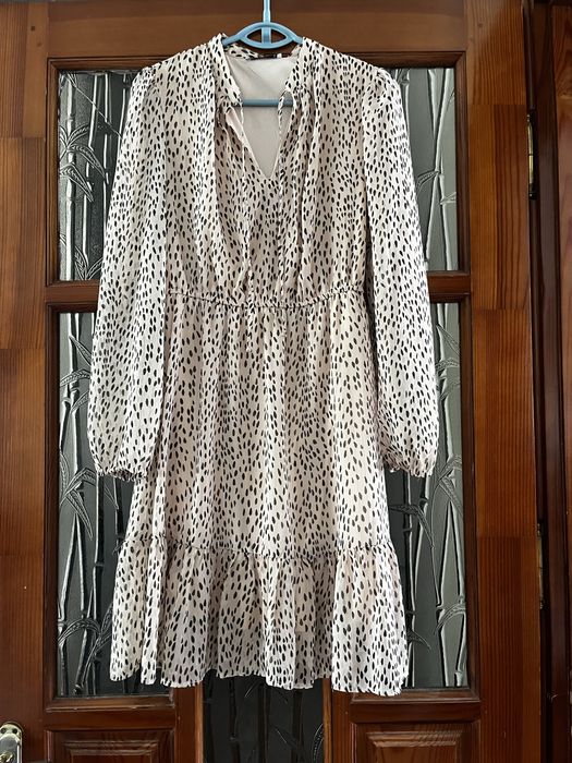 Сукні міні reserved EUR 34