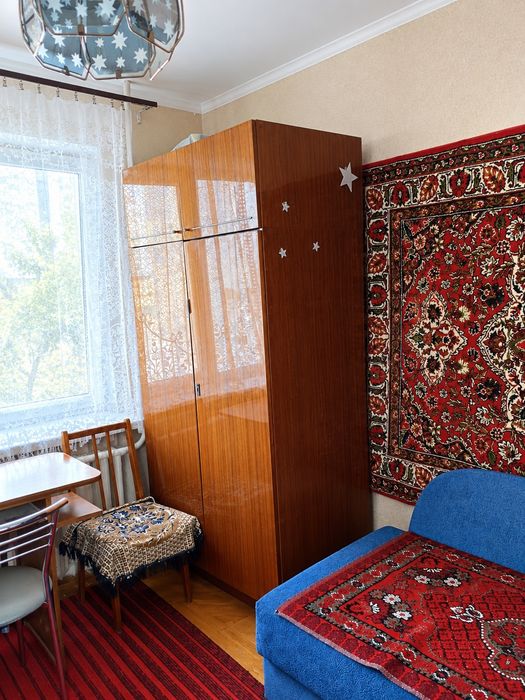 Окрема кімната для хлопця на Київській (комунал.враховані)