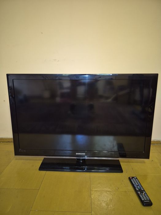 Tv Samsung 40 cali.