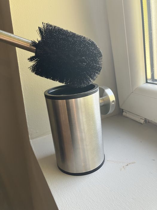 Szczotka wc wisząca