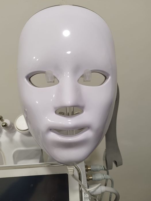 Máquina de limpeza de pele HYDROGEN 7 em 1 da SORISA