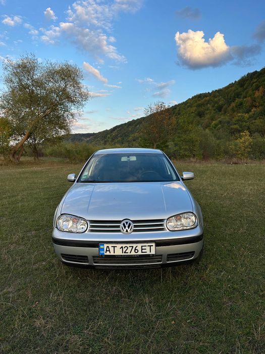 Продам авто Volkswagen Golf 4