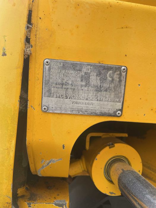 Mini giratoria - escavadora Yanmar VIO25-4