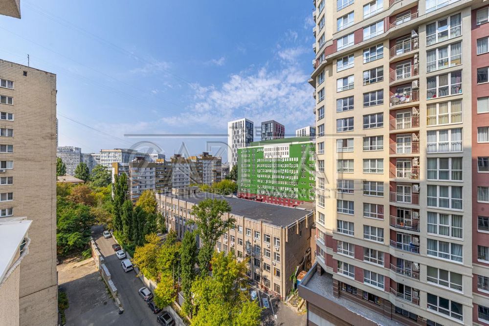 Оренда 4-кімнатної квартири ЖК Династія, генератор