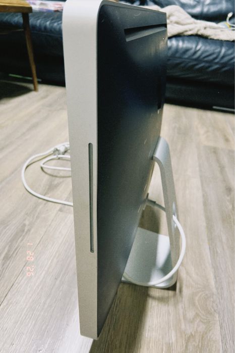 Apple iMac 20”  (Core 2 Duo 2.4 / 4GB) | Робочий