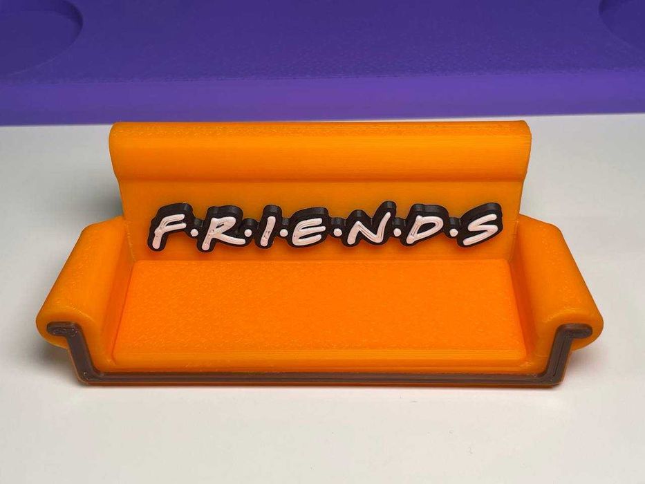 Stand na figurki "Friends" z McDonald's