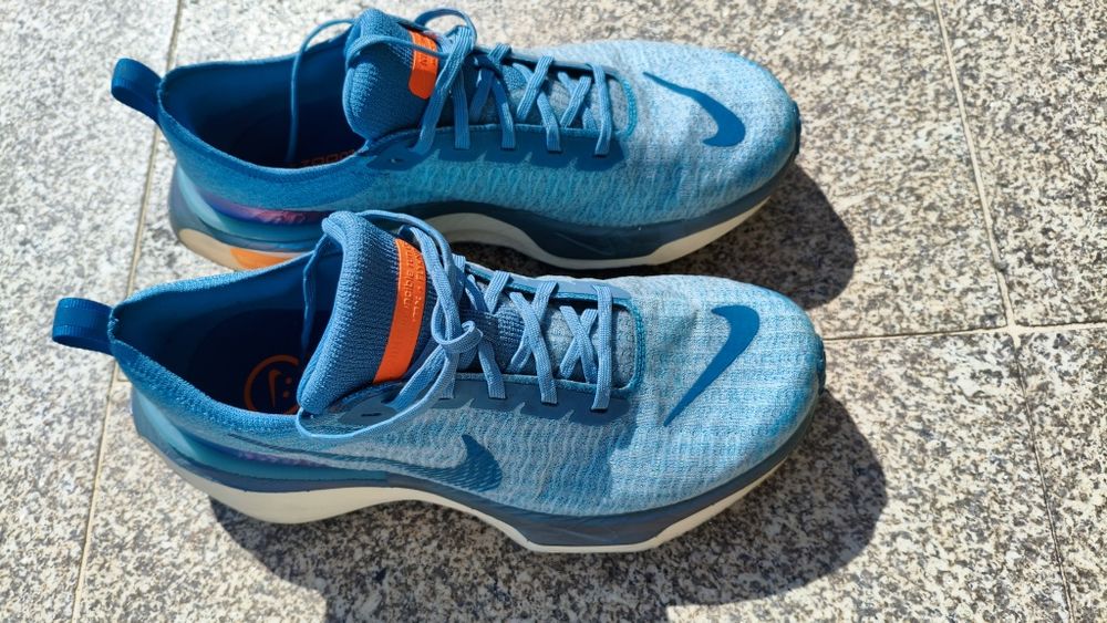 Nike ZoomX Invincible Run Flyknit 3 – Tam. 45 – Em muito bom estado.