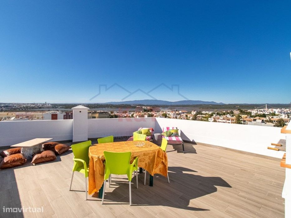 Penthouse T3 com terraço privativo - Bela Vista