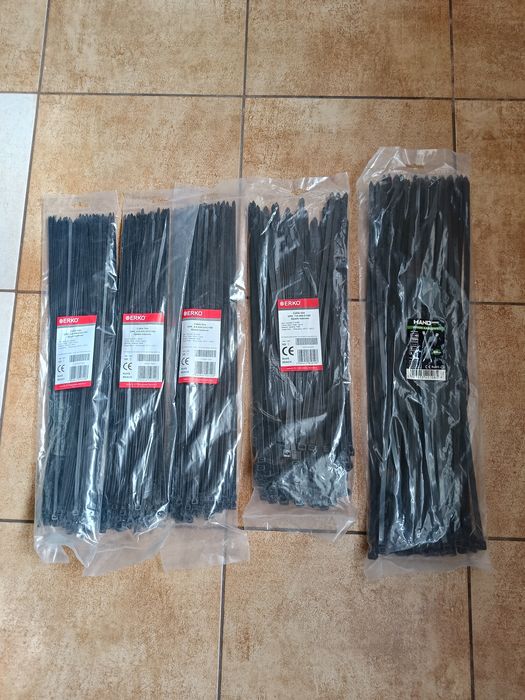 Opaski kablowe ( trytytki)