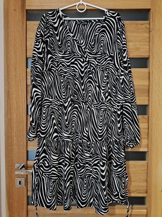 Sukienka 5XL, rozmiar 50