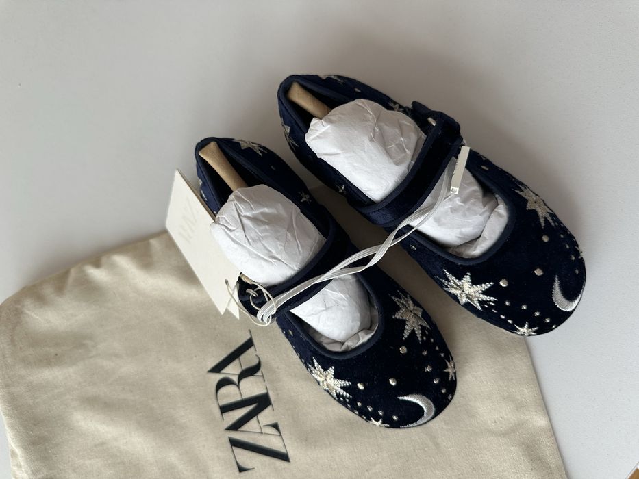 Дитяче взуття  Zara