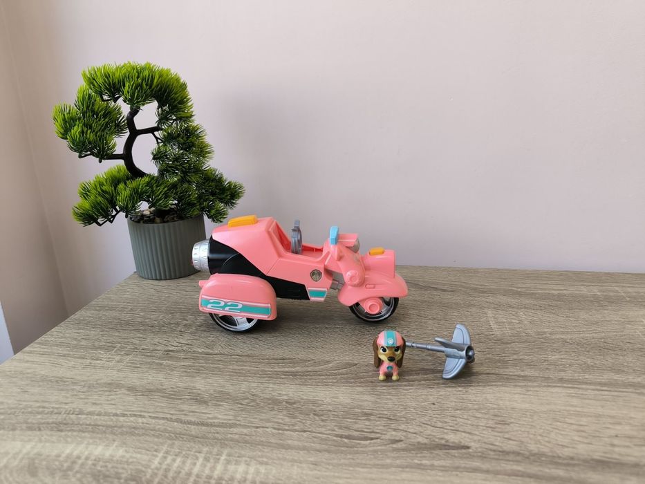 Щенячий патруль Ліберті Делюкс на мотоциклі з пулею