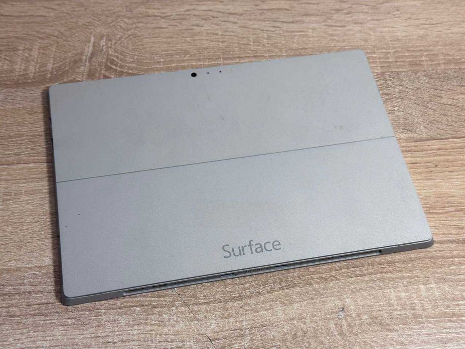 лот 1шт Планшетів Surface Pro 3 8/256 + зарядний - на запчастини