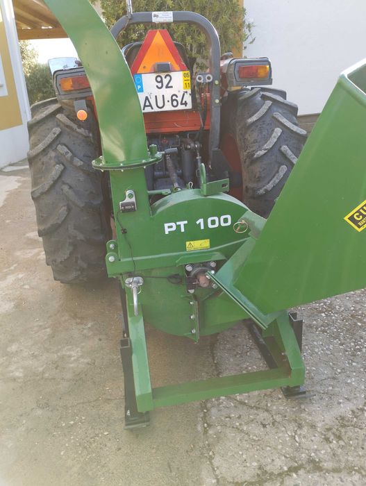 Biotriturador/destroçador para trator