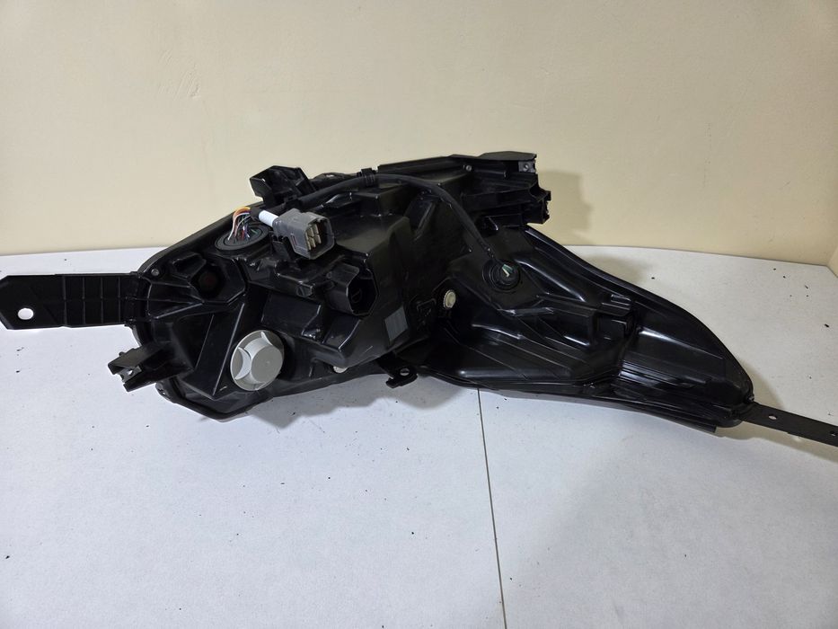 Фара ліва Subaru Outback Legacy B16 2023-2025 USA