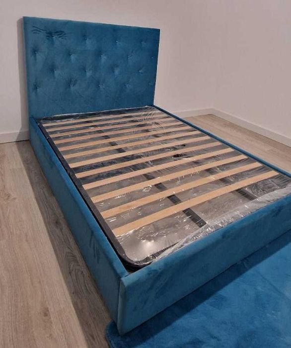 Camas De Casal Estofadas Top de Gama 190x140m Estrado Incluído 199€ !!