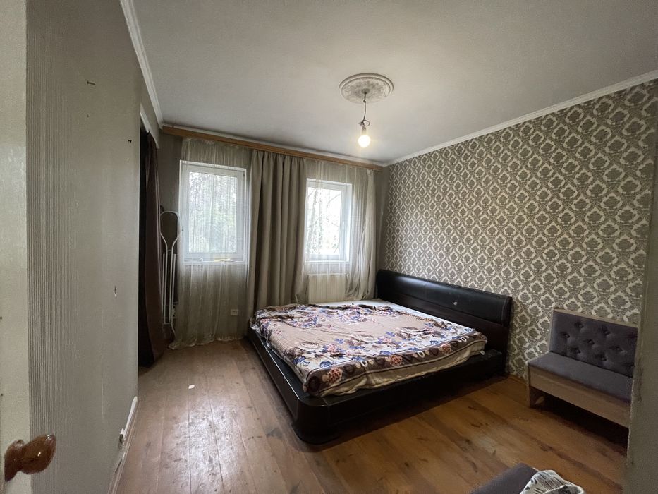 Двухкомнатная квартира в Приморском районе.