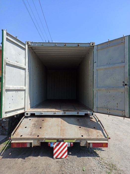 Продам морські контейнери. Є різні варіанти.
