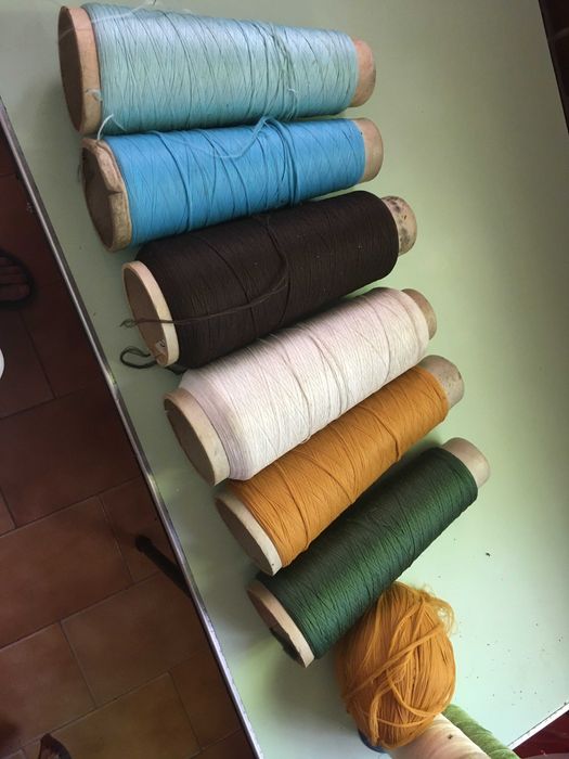 Bobines de linhas 8 euros estas todas!