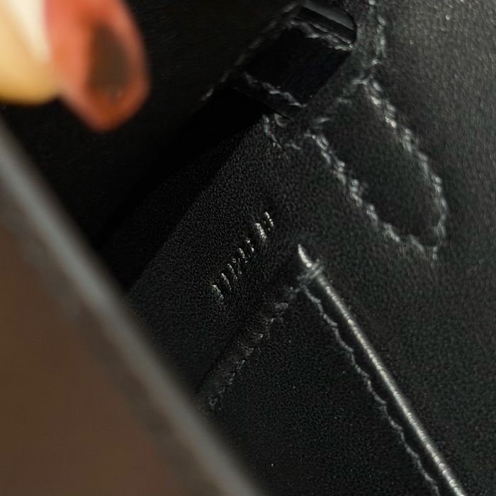 Hermes Kelly Mini Box в наличии