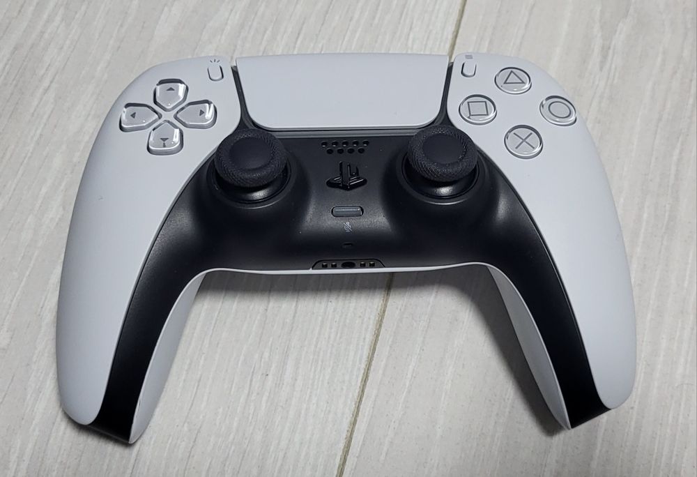 Ігрова консоль Playstation 5, остання ревізія, стан нової