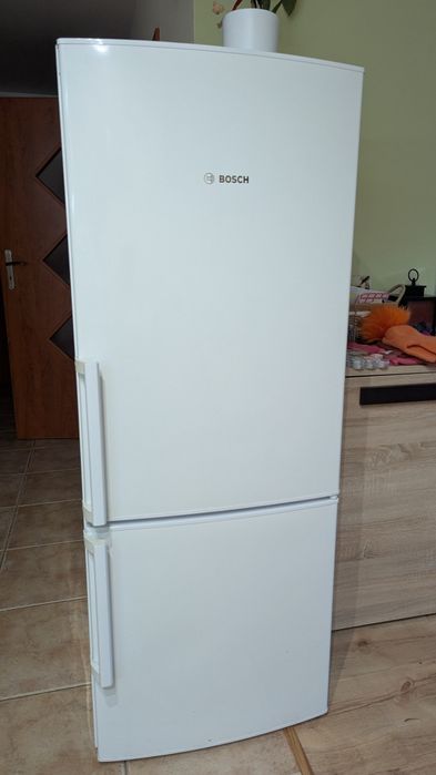 Sprzedam lodówkę Bosch
