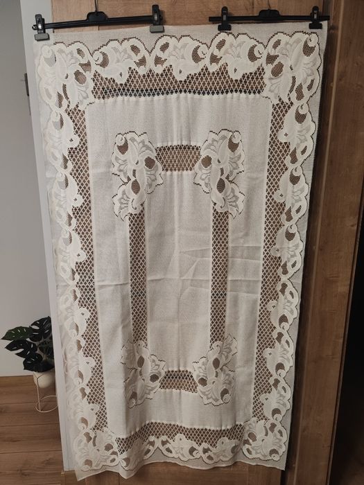 Obrus kremowy 89 cm x 160 cm