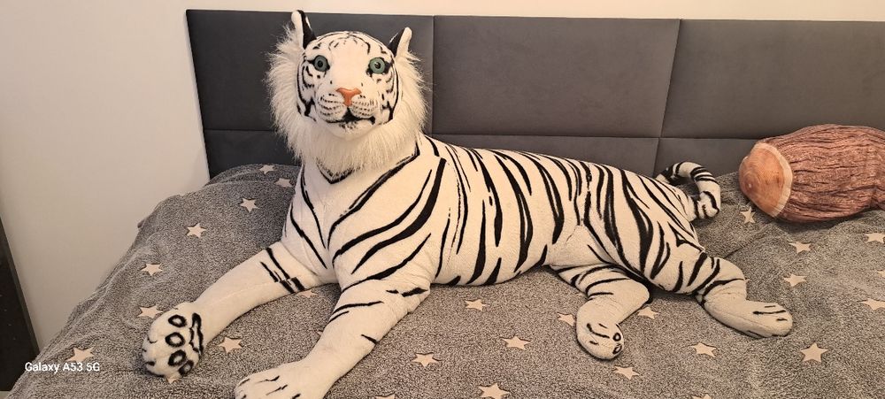 Wielki biały tygrys maskotka