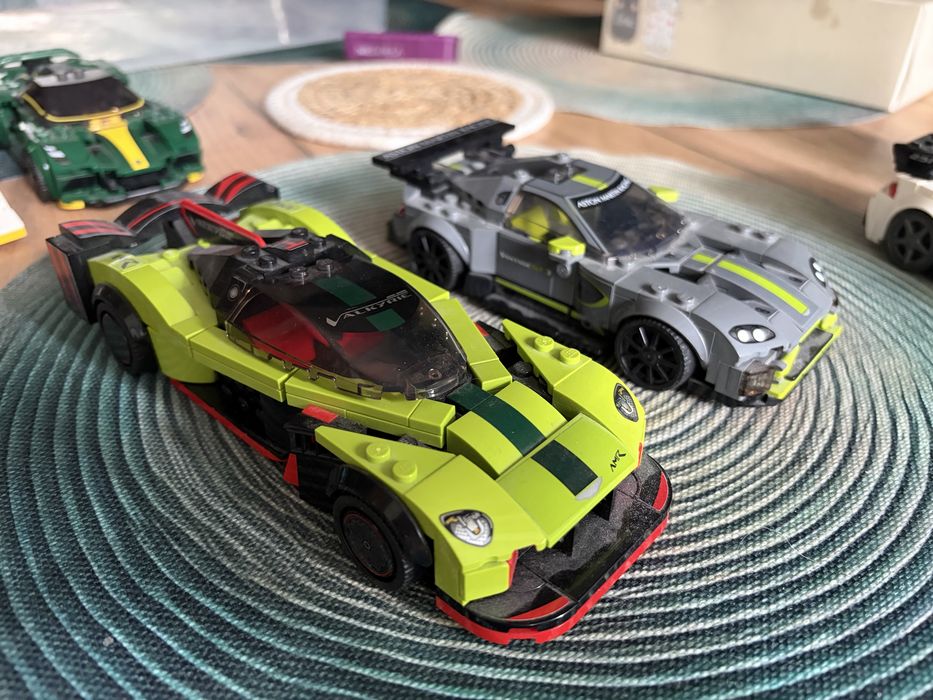 Lego Champions - zestawy z ludzikami