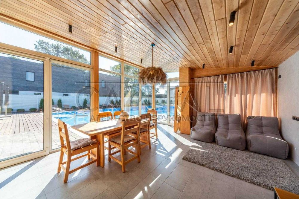 Продажа дома с бассейном, Гнедин, КГ River Island