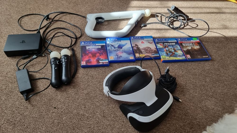 Zestaw PlayStation 4 VR – Akcesoria- 5 Gier!
