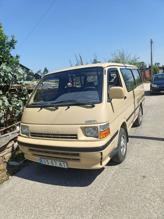 Toyota Hiace 9 lugares