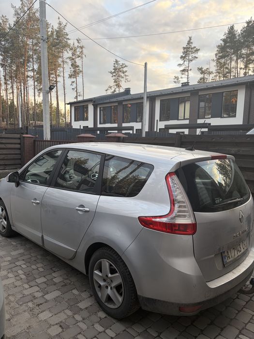 Renault Grand Scenic 2014