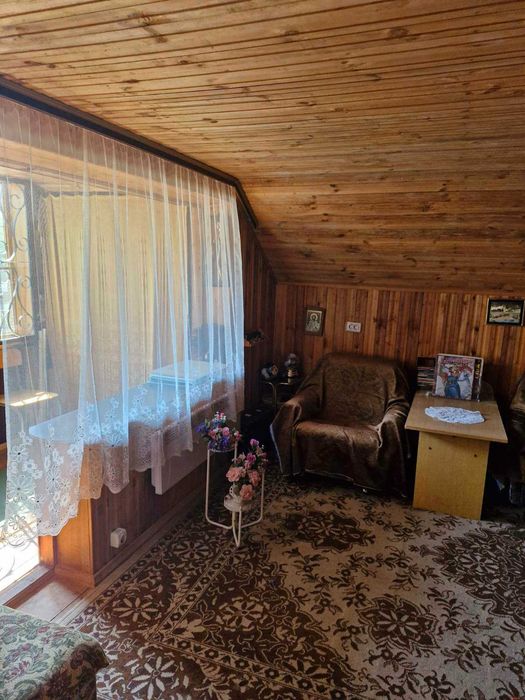 (3) Продам будинок в с. Пирогово вулиця Виноградна 9006
