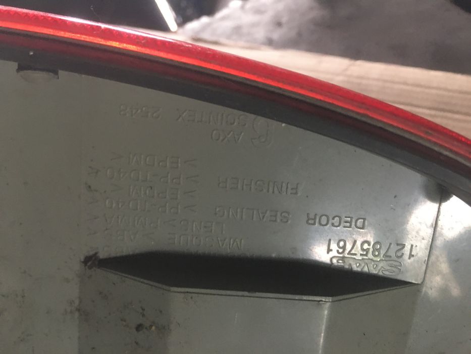 Lampy tyl saab 93