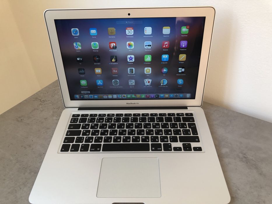 MacBook Air 13  б/у