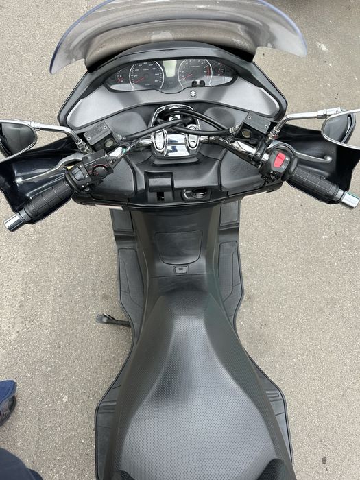 Suzuki skywave 250