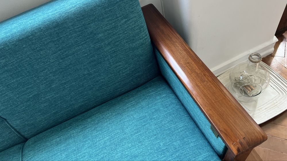 Sofá-Cama OLAIO Mid-Century – Totalmente Restaurado (Design Anos 60)