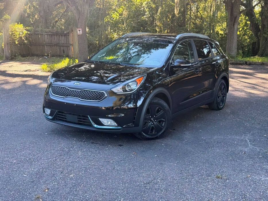 Kia Niro Hybrid      2018