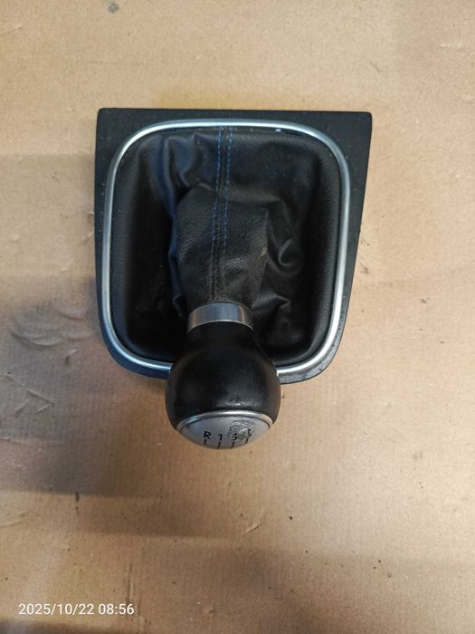 gałka zmiany biegow do vw golf 5