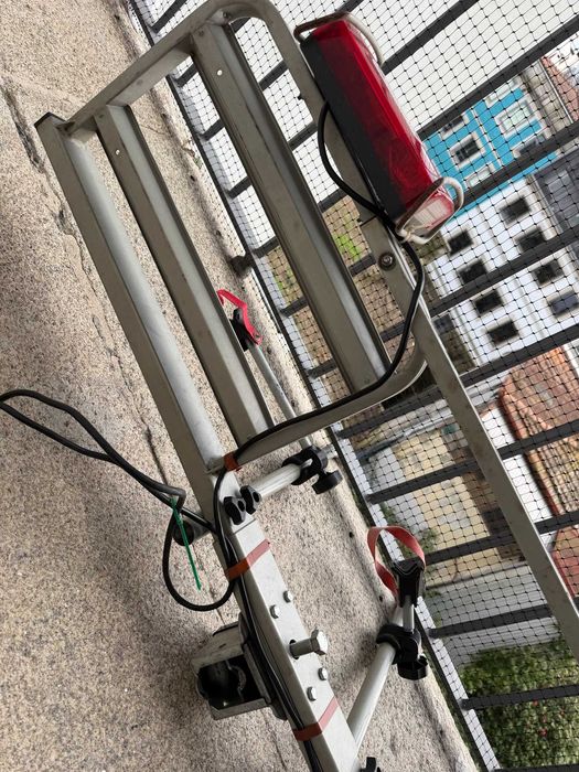 Suporte de Bicicletas EUFAB Champagne 6 D-42781 Haan Bola de Reboque 2 Bicicletas