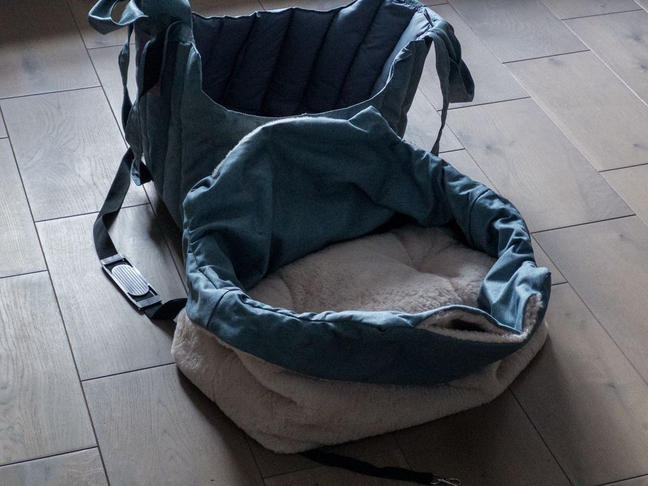 Лежанка для котів і собак (нова, якісна)