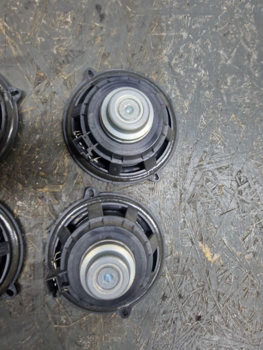 Głośniki Renault VelSatis