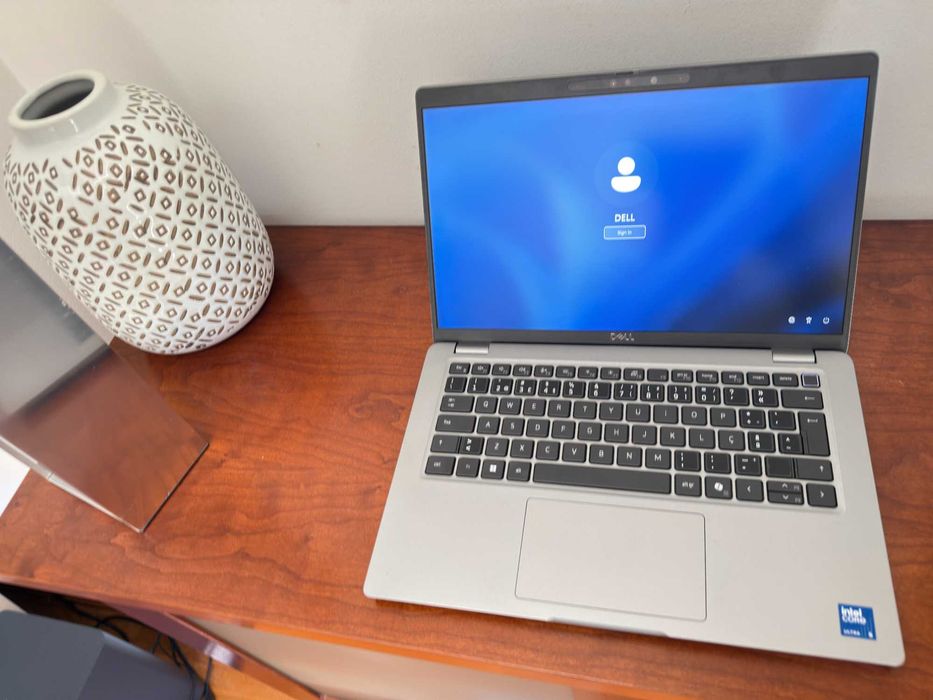 Dell Latitude 5450|14"FHD|Ultra 5-135u|16G Ram DDR5|Ssd 512G|Garantia|